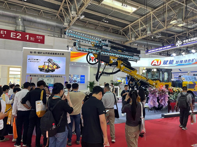 1761895640301002104.jpg 2.jpg