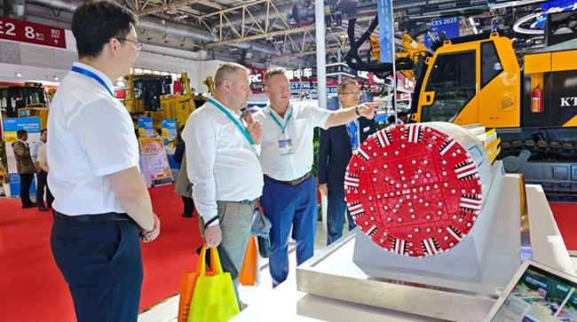 1761896498439050838.jpg 2.jpg