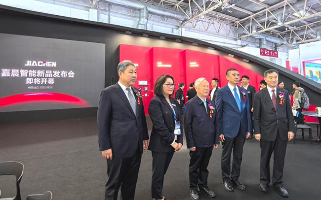 1761896735349050351.jpg 1.jpg