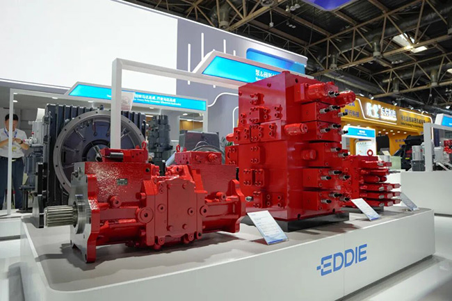 1761897652513040742.jpg 2.jpg