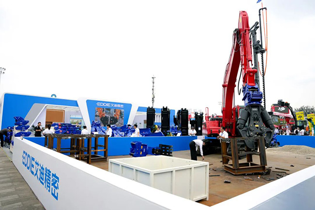 1761897662736007209.jpg 3.jpg