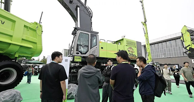 1761898354138082859.jpg 2.jpg