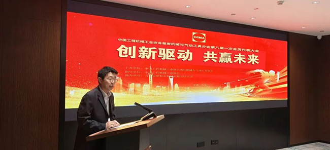 1762219173479032714.jpg 64010.jpg