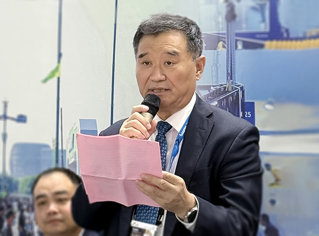 1789953585582084906.jpg 6402.jpg
